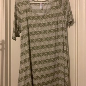 LulaRoe Perfect T